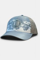 Czapka Trucker Unisex dla dorosłych - Bleached Blue. Niebieskie czapki z daszkiem damskie AFTER ESSENTIALS, z aplikacjami, z poliesteru. Za 79.20 zł.