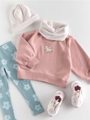 Bluza z nadrukiem - brudny róż. Czerwone bluzy i bluzki niemowlęce Reserved, bez wzorów, z bawełny, bez ramiączek, bez kaptura. W wyprzedaży za 32.99 zł.