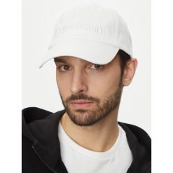 Czapka z daszkiem Calvin Klein. Białe czapki męskie CALVIN KLEIN, bez wzorów. Za 129.99 zł.