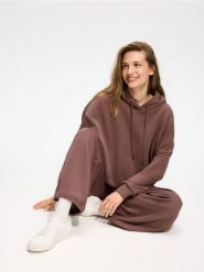 Bluza z kapturem - brązowy. Brązowe bluzy z kapturem damskie Reserved, l, z bawełny. Za 129.99 zł.