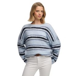 Sweter w paski z miękkiej dzianiny dla kobiet Superdry. Niebieskie swetry klasyczne damskie Superdry., na zimę, z dzianiny, bez kołnierzyka. Za 288.40 zł.