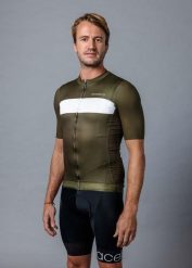 Męska profesjonalna koszulka kolarska z krótkim rękawem. Zielone t-shirty sportowe męskie ACELERA, l, z materiału, bez ramiączek, rowerowe. Za 149.99 zł.
