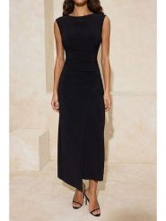 Trendyol Sukienka w kolorze czarnym rozmiar: XS. Czarne sukienki damskie Trendyol, xs, bez wzorów, bez kołnierzyka, bez ramiączek, maxi. Za 95.99 zł.