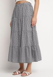 Czarno-Biała Bawełniana Spódnica Rozkloszowana w Kratę Stolitte. Czarne spódniczki damskie Born2be, l, bez wzorów, z bawełny, eleganckie, maxi, koszulowe. Za 84.99 zł.