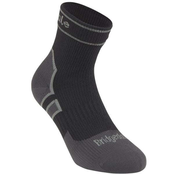 Skarpety wodoodporne Bridgedale StormSock Lt Ankle. Czarne skarpetki damskie Bridgedale, bez wzorów. Za 147.99 zł.
