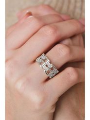 Heliophilia Pierścionek z cyrkoniami rozmiar: onesize. Pierścionki damskie Heliophilia, z cyrkonią, metalowe. Za 66.47 zł.