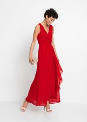 Sukienka z szyfonu z marszczeniem. Czerwone sukienki damskie bonprix, bez wzorów, z szyfonu, eleganckie, bez kołnierzyka, bez ramiączek. Za 159.99 zł.