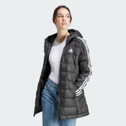Parka Essentials 3-Stripes Light Down Hooded. Czarne parki damskie Adidas, m, bez wzorów, z materiału. Za 649.00 zł.