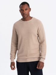 Męski melanżowy sweter ze strukturalnej dzianiny – piaskowy V3 OM-SWSW-0142 - XXL. Swetry męskie Ombre Clothing, l, bez wzorów, z bawełny, bez kołnierzyka. W wyprzedaży za 89.99 zł.