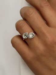 Les Petites Précieuses Pozłacany pierścionek z kwarcem i cyrkoniami rozmiar: 50. Żółte pierścionki damskie Les Petites Précieuses, z cyrkonią, pozłacane. Za 239.86 zł.