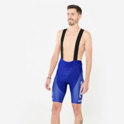 Spodenki rowerowe MTB Decathlon Ford Racing Team Replica. Szorty męskie TACTIC, bez wzorów, z mikrofibry, sportowe. W wyprzedaży za 259.99 zł.