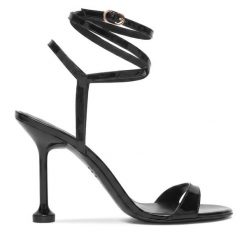 Sandały Stuart Weitzman. Czarne sandały damskie Stuart Weitzman, bez wzorów, bez obcasa, na szpilce. Za 1,516.99 zł.