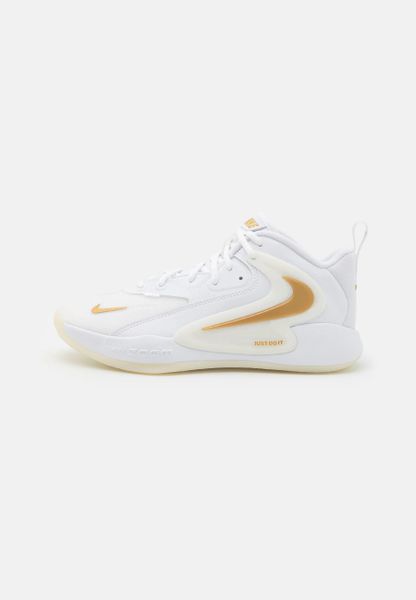 Buty Nike Do Siatki Nike Zoom Hyperset 2 Dorosłych. Białe obuwie do biegania damskie Nike, nike zoom. Za 752.75 zł.