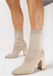 Beżowe Botki z Ekoskóry na Słupku ze Skarpetkową Cholewką Gentra. Brązowe botki damskie Born2be, z jeansu, bez obcasa, na obcasie, bez zapięcia. Za 149.99 zł.
