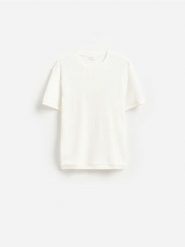 Strukturalny t-shirt regular fit - złamana biel. T-shirty męskie Reserved, l, bez wzorów, z bawełny, bez kołnierzyka. Za 79.99 zł.