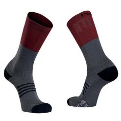 Skarpetki Northwave Extreme Pro High. Szare skarpetki damskie Northwave, bez wzorów. Za 72.00 zł.