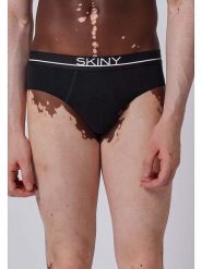 Skiny Slipy w kolorze czarnym rozmiar: M. Czarne slipki męskie Skiny, bez wzorów. Za 30.99 zł.
