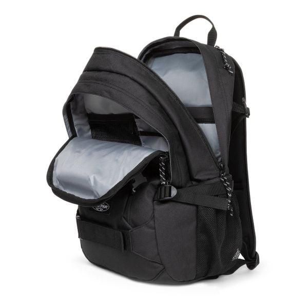 Plecak Eastpak Getter Pro. Czarne plecaki damskie Eastpak, bez wzorów. Za 441.50 zł.