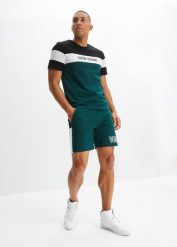 Shirt i krótkie spodnie (2 części). Zielone szorty męskie bonprix, bez wzorów, z dresówki. Za 129.99 zł.