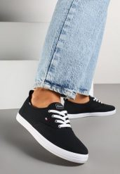 Czarne Tenisówki Vices w Klasycznym Stylu Telanisea. Czarne trampki i tenisówki damskie Born2be, bez wzorów. Za 44.99 zł.