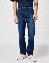MESKIE SPODNIE WRANGLER TEXAS SLIM VINTAGE STORM 112362312. Spodnie materiałowe męskie Wrangler, bez wzorów, z jeansu, vintage. Za 219.99 zł.