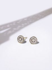 DIAMOND & CO Złote kolczyki-wkrętki "Divine" z diamentami rozmiar: onesize. Żółte kolczyki damskie Diamond & Co, z diamentem, złote. Za 1,239.99 zł.