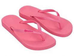 Klapki damskie Ipanema Anat Colors FEM 82591 BD661. Czerwone klapki damskie Ipanema, bez wzorów, z materiału, bez obcasa. Za 69.00 zł.