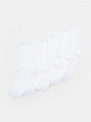 Skarpetki basic 5 pack - biały. Białe skarpetki męskie Sinsay, bez wzorów. Za 19.99 zł.