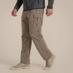 Spodnie cargo Craghoppers NosiLife Convertible III. Brązowe szorty męskie CRAGHOPPERS, na lato, bez wzorów, z materiału. Za 371.40 zł.