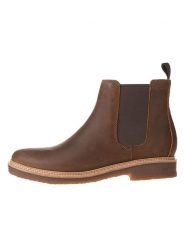 Clarks Skórzane sztyblety "Clarkdale Easy" w kolorze jasnobrązowym rozmiar: 45. Brązowe sztyblety męskie Clarks, ze skóry, bez zapięcia. Za 404.95 zł.
