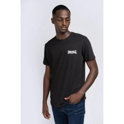 T-shirt o wąskim kroju Lonsdale Elmdon. Czarne t-shirty męskie Lonsdale, bez wzorów, bez kołnierzyka. Za 111.90 zł.