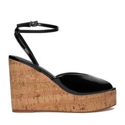 Sandały Badura. Czarne sandały damskie Badura, bez wzorów, bez obcasa, na koturnie. Za 249.99 zł.