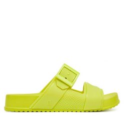 Klapki Melissa. Zielone klapki damskie Melissa, bez wzorów, bez obcasa. Za 199.99 zł.