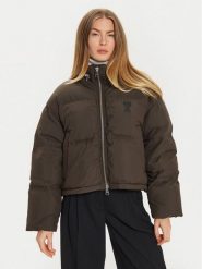 AMI Paris Kurtka zimowa FJK413.PA0009 Brązowy Regular Fit. Brązowe kurtki damskie AMI PARIS, na zimę, m, bez wzorów, z syntetyku, bez kaptura. Za 3,829.00 zł.