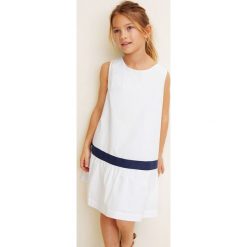 Mango Kids - Sukienka dziecięca Gross 110-152 cm. Białe sukienki dziewczęce Mango Kids, bez wzorów, z bawełny, casualowe, bez ramiączek. W wyprzedaży za 59.90 zł.