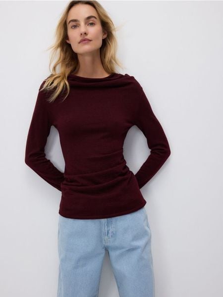 Sweter z wełną - mahoniowy. Brązowe swetry klasyczne damskie Reserved, l, z dzianiny, bez kołnierzyka. Za 129.99 zł.