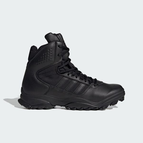 Buty trekkingowe męskie, adidas GSG-9.7. Czarne buty trekkingowe męskie Adidas, bez zapięcia. Za 799.00 zł.