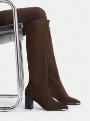 MEXX Kozaki EO-WI44-TUGA-02 Brązowy. Brązowe kozaki damskie Mexx, bez obcasa, na słupku. Za 629.99 zł.
