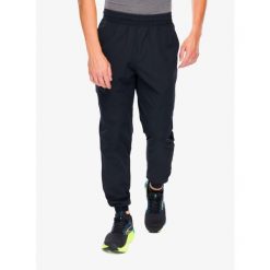 Spodnie męskie Under Armour Unstoppable Joggers. Czarne spodnie sportowe męskie Under Armour. Za 404.25 zł.