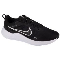 Tenisówki Nike Model Downshifter 12 C/o Kolor Czarny. Czarne trampki i tenisówki męskie Nike, bez wzorów, z gumy, bez zapięcia. Za 391.00 zł.