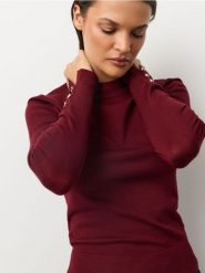 Dopasowany sweter z wiskozą - różowy. Czerwone swetry klasyczne damskie Sinsay, l, z wiskozy, bez kołnierzyka. Za 35.99 zł.