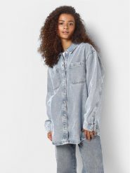 Noisy May Kurtka jeansowa Alva 27029311 Niebieski Regular Fit. Niebieskie kurtki damskie Noisy may, xs, bez wzorów, z bawełny, bez kaptura. Za 129.99 zł.