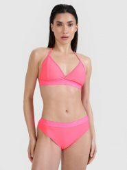 4F Góra od bikini damska - różowa M. Czerwone bikini damskie 4f, bez wzorów. W wyprzedaży za 59.99 zł.
