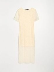 Sukienka z koronkowym wzorem kwiatowym - kremowy. Białe sukienki damskie Sinsay, l, bez wzorów, z koronki, bez kołnierzyka, bez ramiączek. Za 59.99 zł.