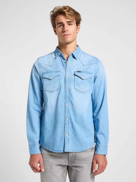 LEE MĘSKA KOSZULA JEANSOWA LEE REGULAR WESTERN SHIRT STARLIGHT WASH 112363914. Koszule męskie Lee, m, bez wzorów, z jeansu, bez kołnierzyka, bez ramiączek. Za 159.99 zł.