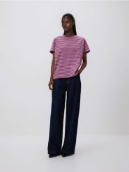 Bawełniany t-shirt regular - fioletowy. Fioletowe t-shirty damskie Reserved, l, bez wzorów, z bawełny, bez kołnierzyka. Za 29.99 zł.