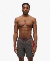 Superdry Kąpielówki Sport Graphic 17 cali z przetworzonego poliestru. Szare kąpielówki męskie Superdry., s, bez wzorów, z materiału, do pływania. Za 215.95 zł.
