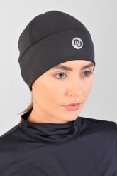 Czapka krótka ocieplana do biegania Unisex Nessi Sportswear. Czarne czapki męskie NESSI SPORTSWEAR, na zimę, bez wzorów, z elastanu, sportowe. Za 139.00 zł.