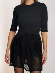 Sukienka mini z koronkowym dołem - czarny. Czarne sukienki damskie Sinsay, l, bez wzorów, z koronki, bez kołnierzyka, bez ramiączek, mini. Za 59.99 zł.