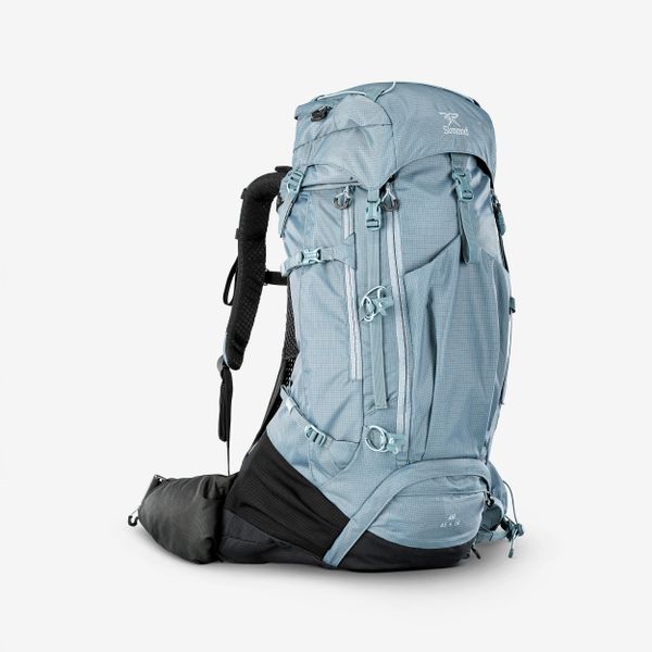Plecak trekkingowy damski MT500 Air 45+10 l. Czarne plecaki damskie SIMOND, bez wzorów, z poliamidu, sportowe. Za 489.99 zł.